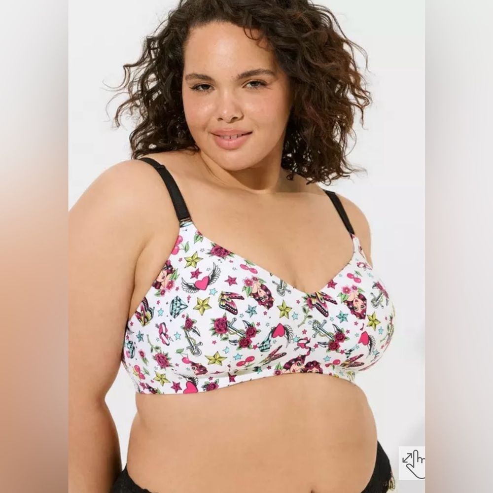 Torrid Wire Free Bra D3
